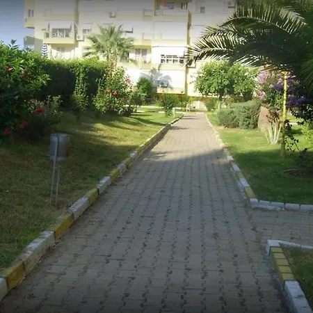2 Chambres, Avec Balcon Et Vue Sur La Mer, Jusqu'a 6 Personnes